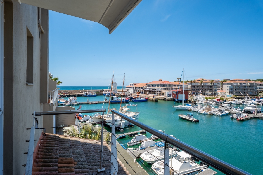 6 Bedroom Property for Sale in Port St Francis Eastern Cape